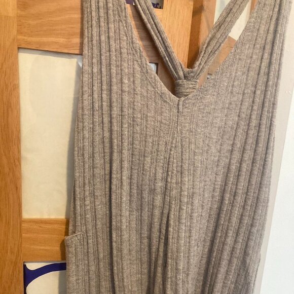 Tan knit jumper - Picture 2 of 3